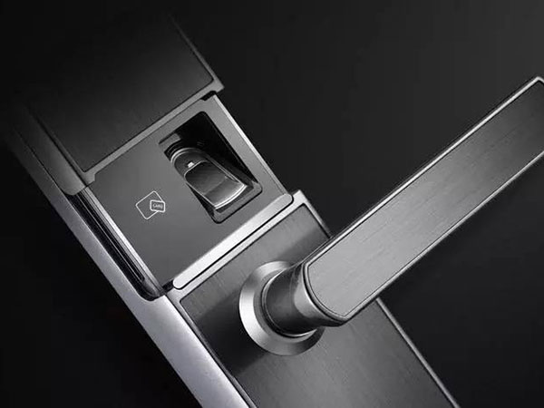 大理24小时上门开锁公司